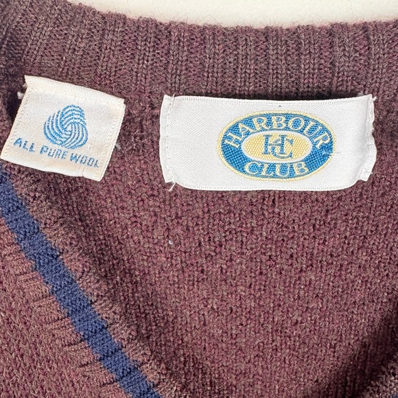 Vtg Harbour Club Men Med V Neck Sweater Vest Burgundy Brown 100% Wool Classic - Picture 2 of 9